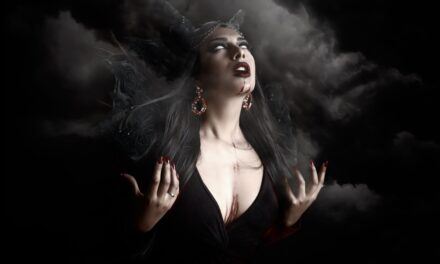What is a “Real Vampyre”, exactly?